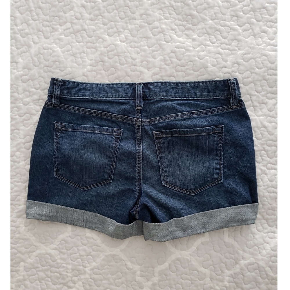 Ann Taylor LOFT blue denim cuffed shorts - Picture 2 of 6